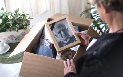7 Useful Tips To Expertly Pack Pictures For Moving