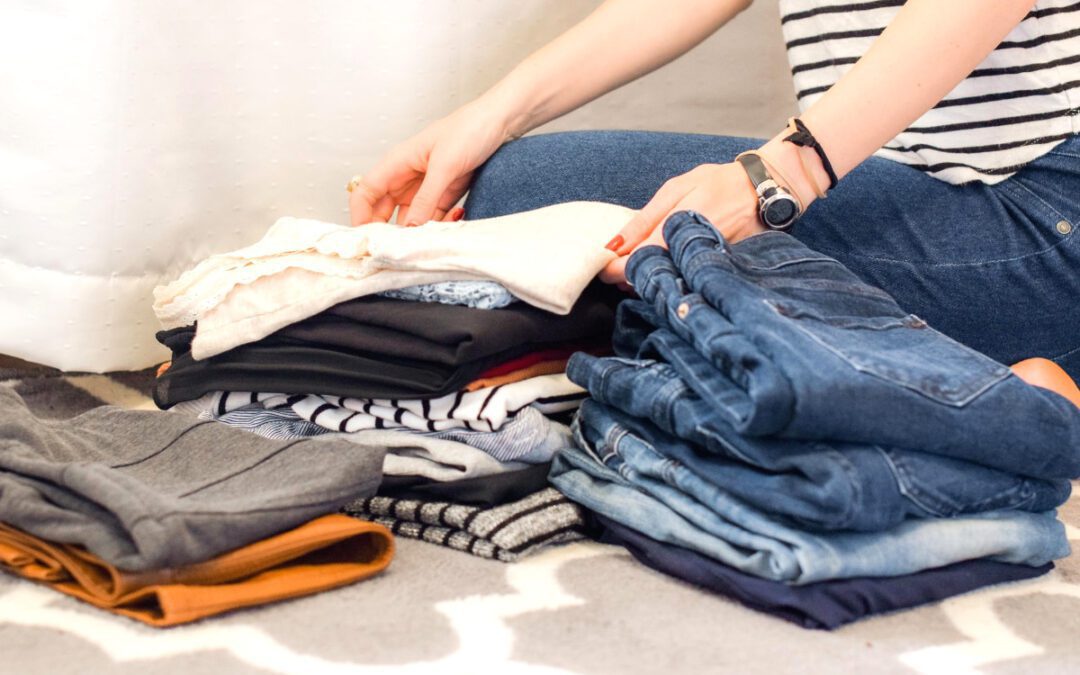 5 Moving Hacks For Packing & Moving Clothes